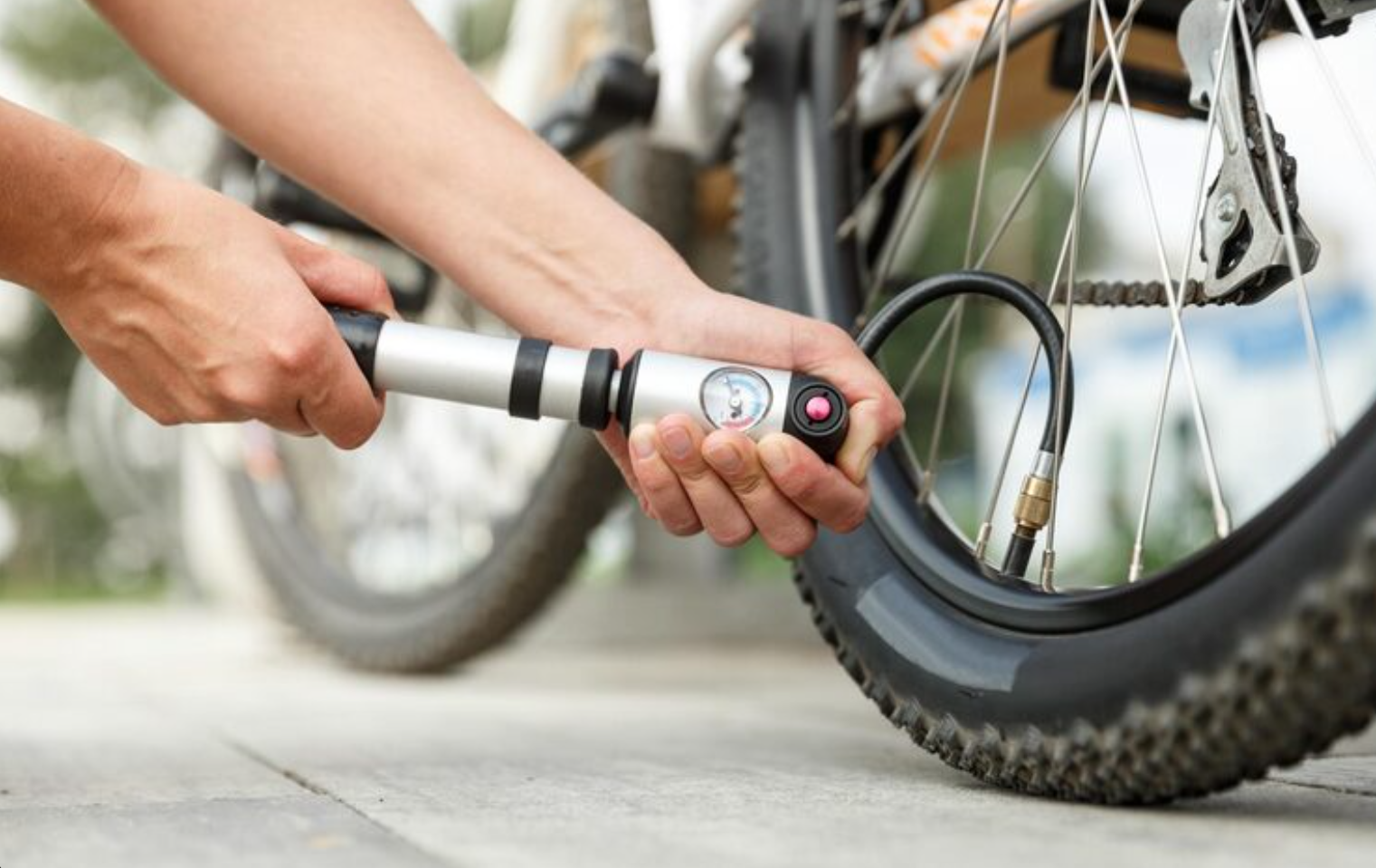 Mountainbike Onderhoud: De Juiste Pomp voor Jouw Fiets